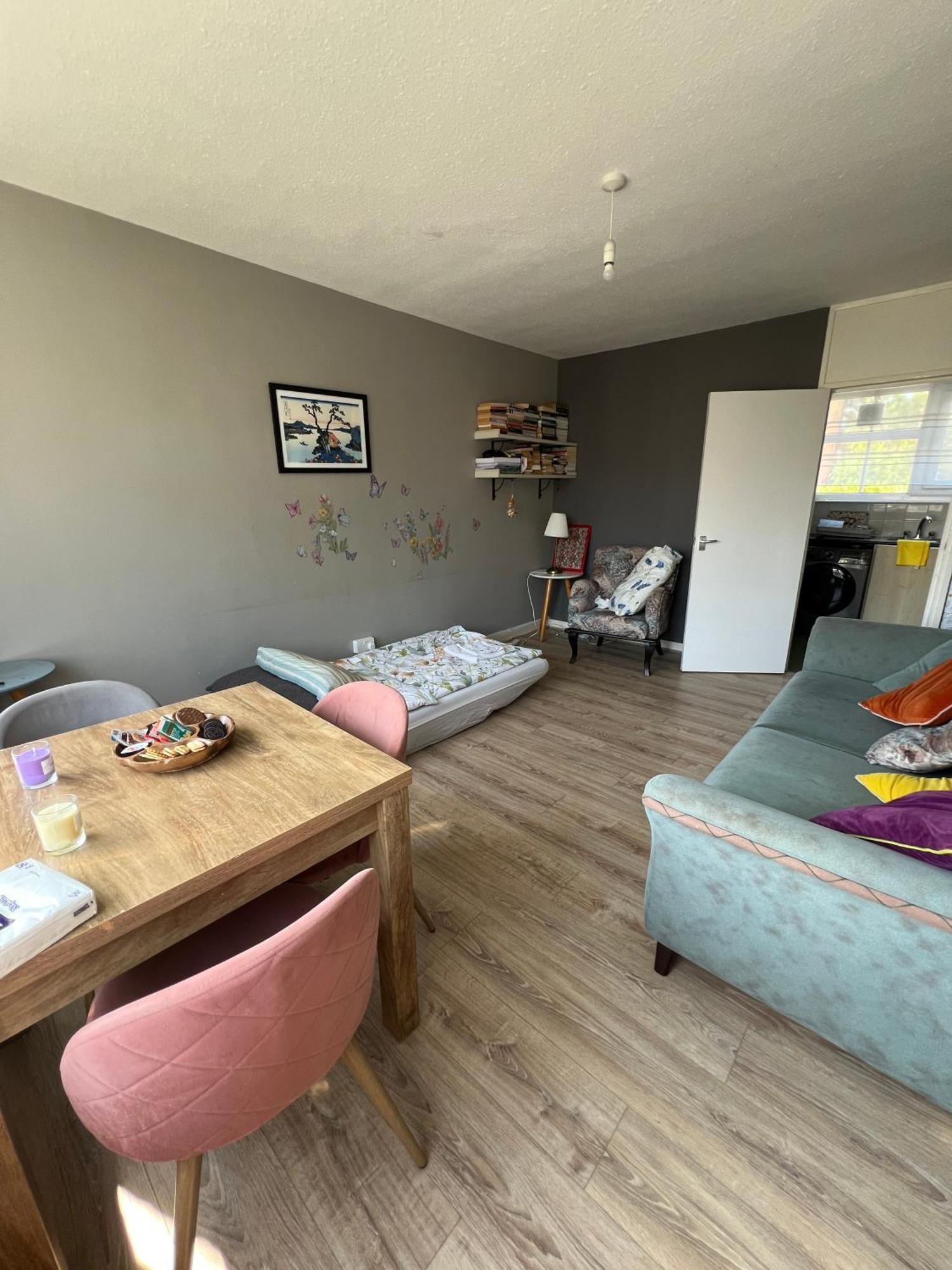 Flat In * Londra