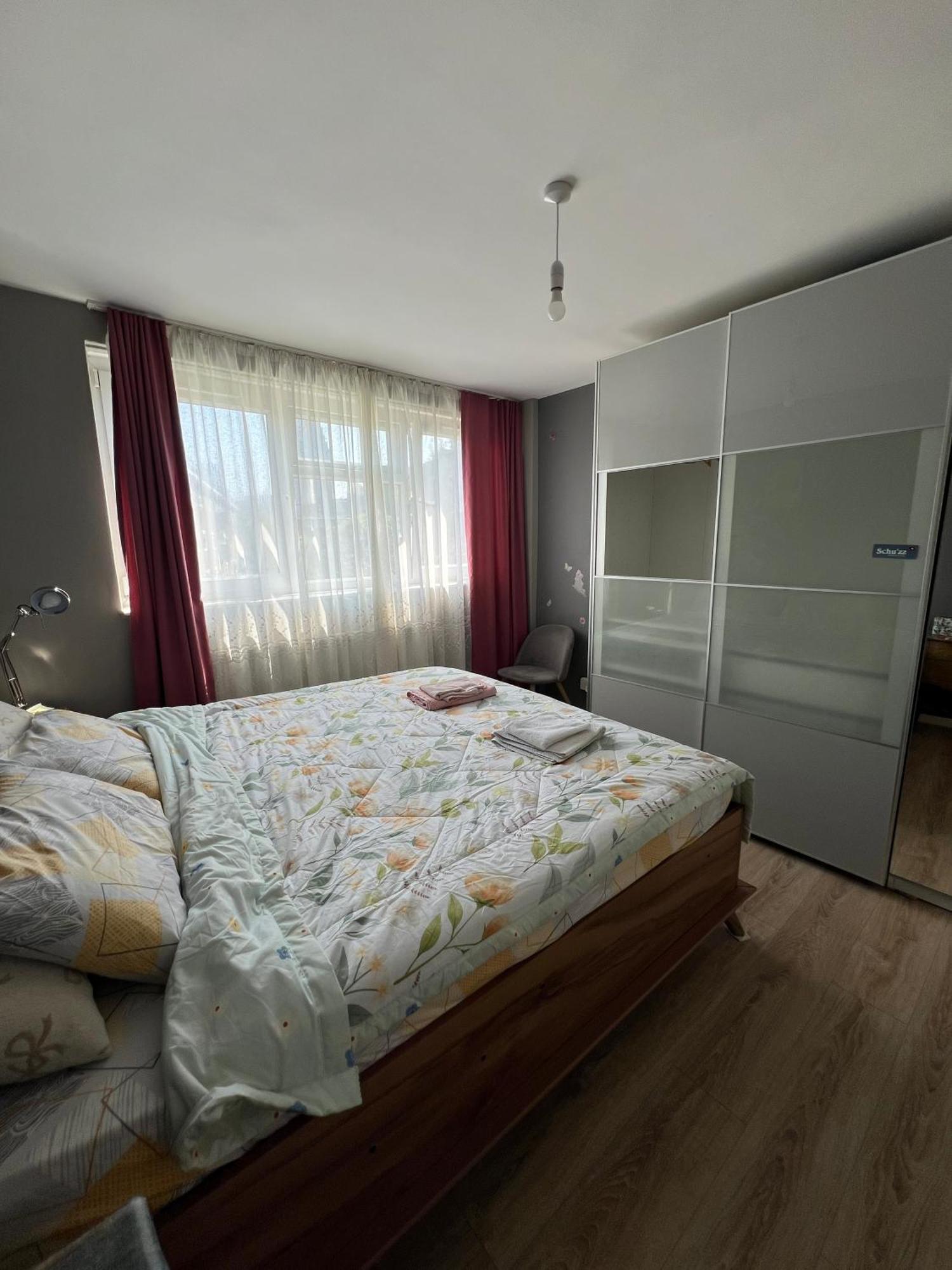 Appartamento Flat In *
