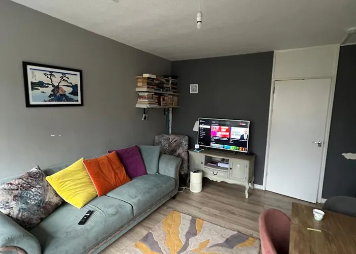 Flat In London